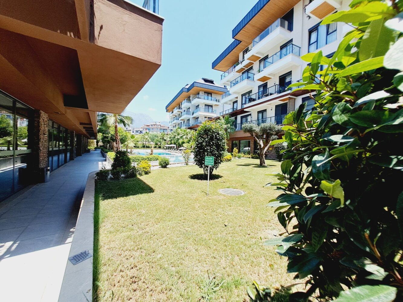 Современная квартира 1+1 в GREEN LIFE, Oba (Yukarı), Алания — комфорт и природа на Средиземноморье