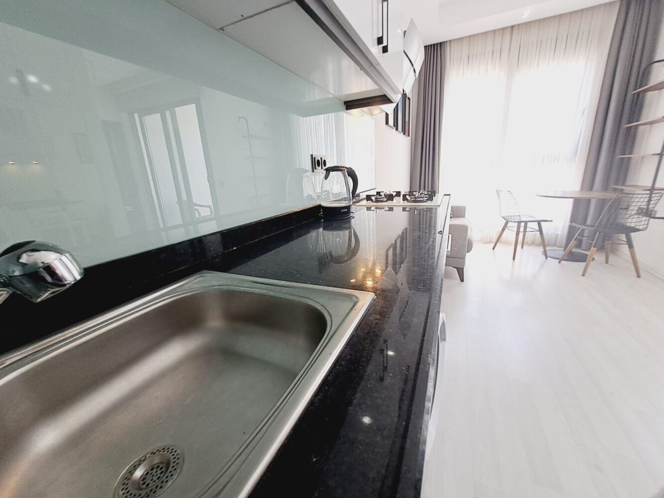 Квартира 1+1 в центре Алании — AYŞE AKPINAR APT. (ARMONI DELUXE)