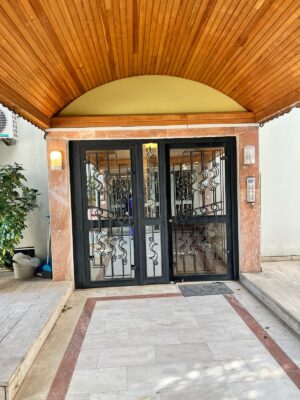 Продается квартира 1+1 (70 м²) в CAPRI APT, Merkez, Alanya.