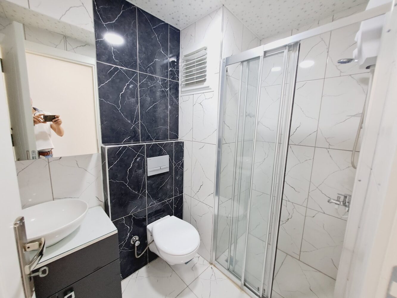 Квартира 2+1 в Yusuf Akçiçek Apt., Алания, район Газипаша