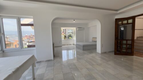 🏡 Просторная вилла 3+2 в историческом центре Алании Kale —