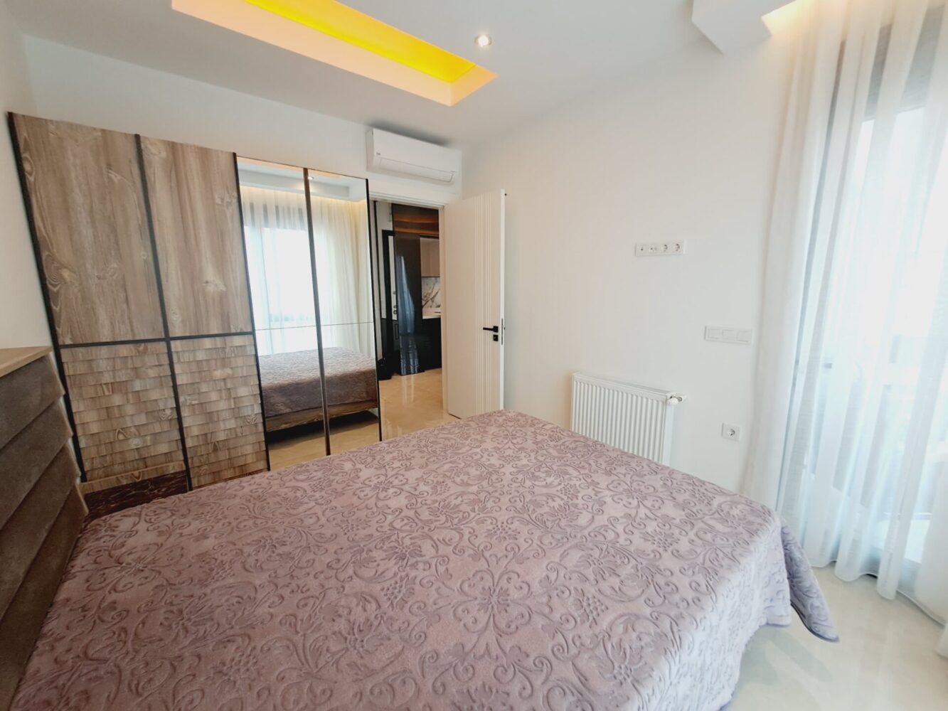 Стильная квартира 1+1 в Yekta Royal Club, центр Алании